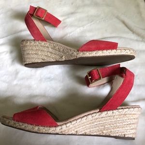 Land’s End Red Suede Wedge Sandals Ankle Strap New